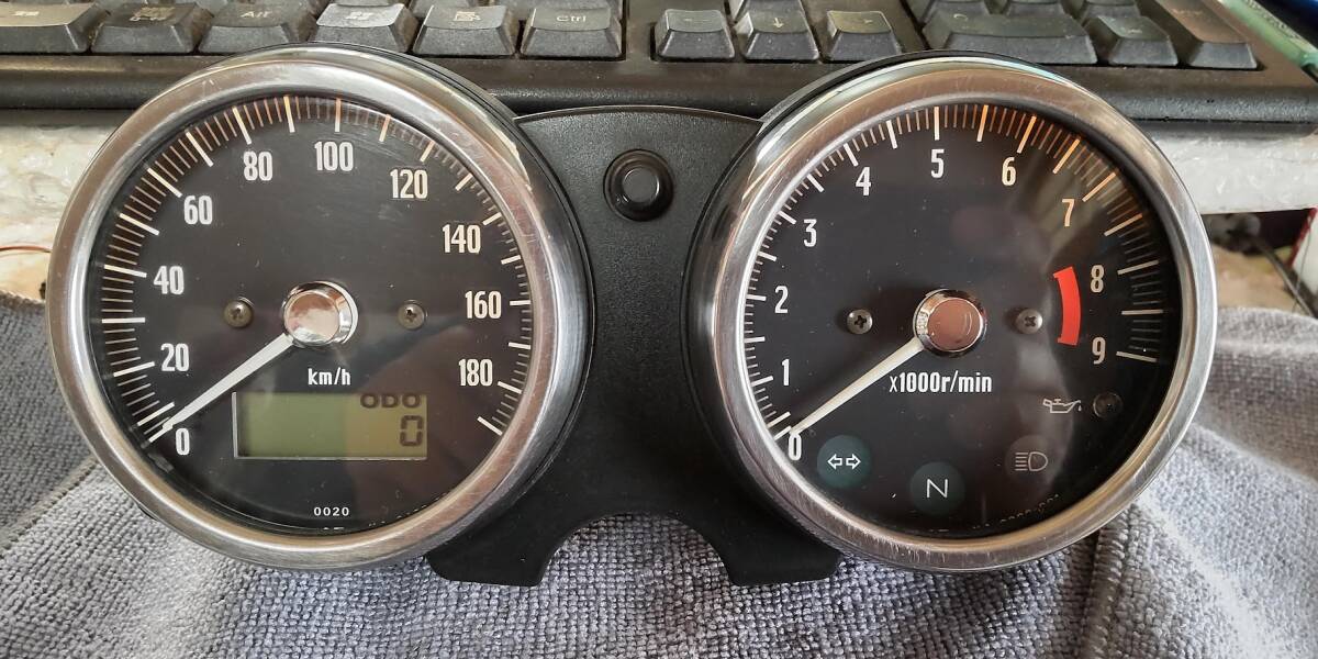 W650 スピードメーター ☆動作確認済み 良品 検)W400/W800拍卖