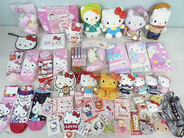 T781 未使用含む サンリオ Sanrio ハロー キティ グッズ まとめ ぬいぐるみ/マスコット/靴下/タオル/ワッペン/箸/貯金箱/他 HELLO KITTY拍卖