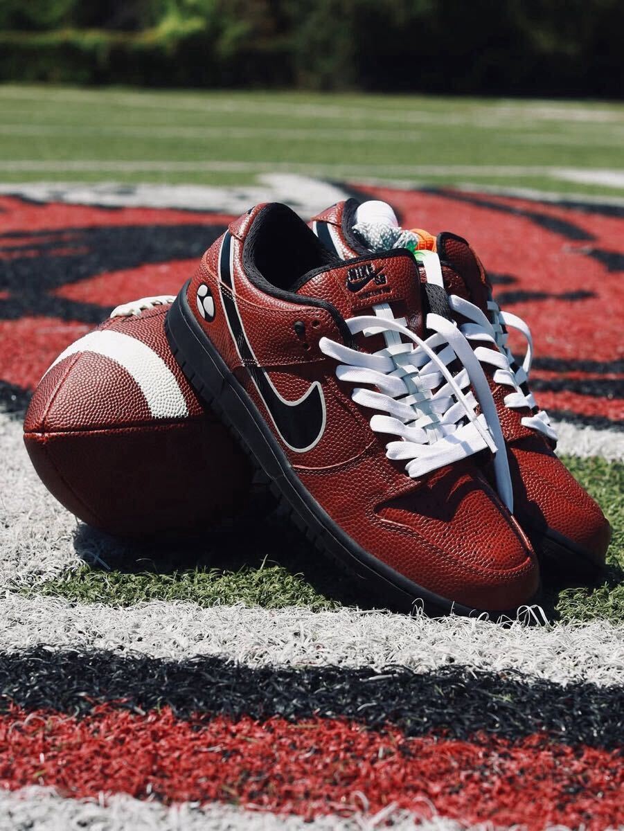 1円〜新品未使用 29cm LIMOSINE SKATEBOARDS NIKE SB DUNK FOOTBALL BALL リモジン スケートボーズ ナイキ SB ダンク HJ4131-200 国内正規拍卖