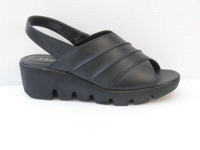 ゆったり柔らか サンダル LL ALFRDO VALENTINE バレンチノ1034 黒 日本製 厚底 オフィス履き 事務所履き 婦人 レディース バックバンド拍卖