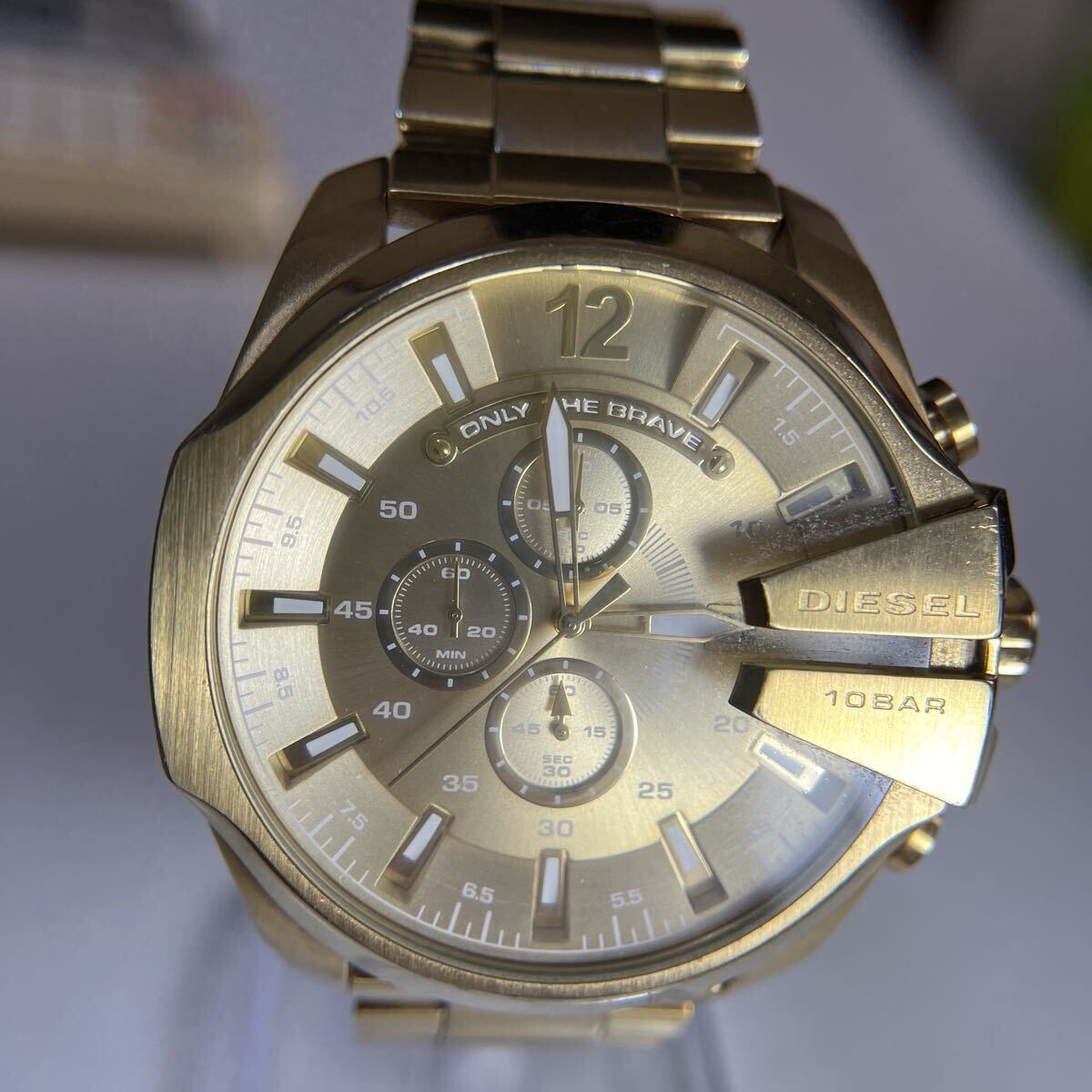 稼動良品 未使用に近い美品 DZ4360 ディーゼル メガチーフ 電池交換済 クロノグラフ作動 クォーツ DIESEL ゴールドモデル拍卖