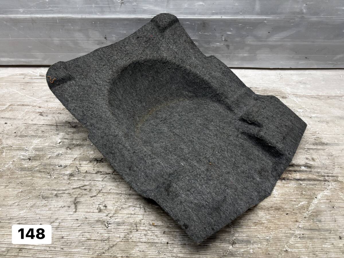 【管A07】ヤマハ・マジェスティ250・4HC・純正・メットインボックスインナー中敷き拍卖