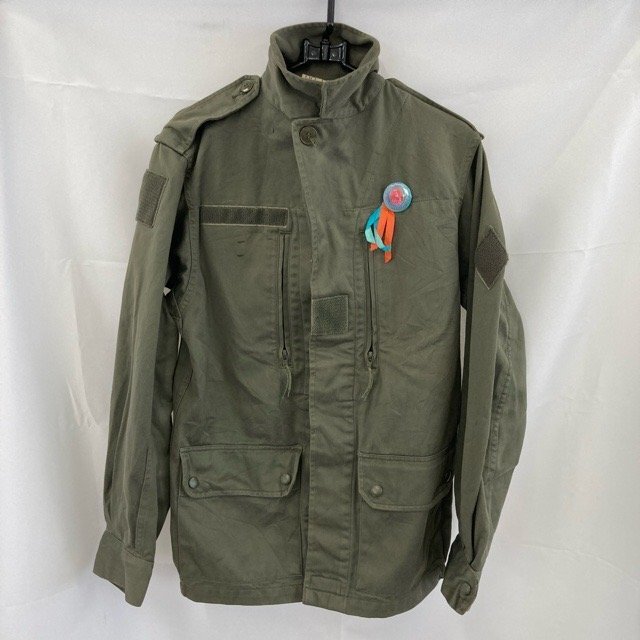 C380 フランス軍 WAREIN 88M ユーロ古着 1980年代 ワッペン装飾 コットン ミリタリージャケット カーキ Pettinari メンズ拍卖