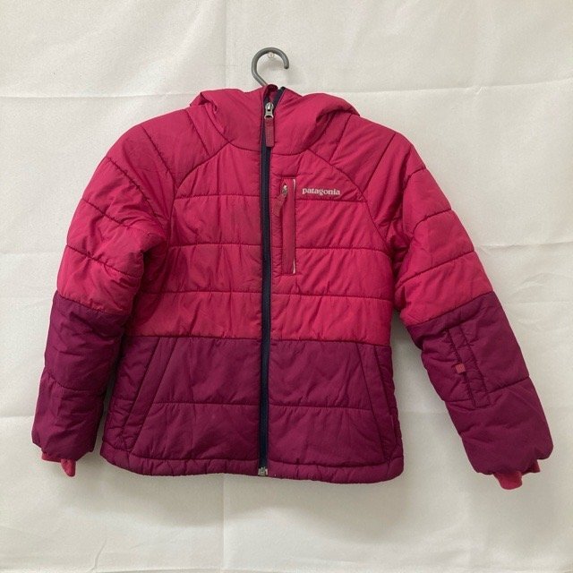 C697 パタゴニア S アメリカ古着 中綿ジャケット ポリエステル フード付き パープル Patagonia キッズ拍卖