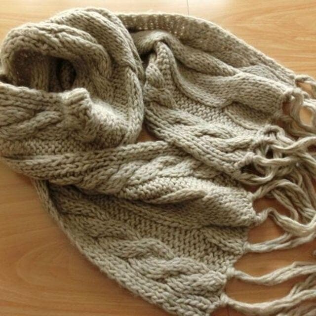 美品!FOREVER21 フォーエバー21 ローゲージ太ケーブル編みマフラー拍卖