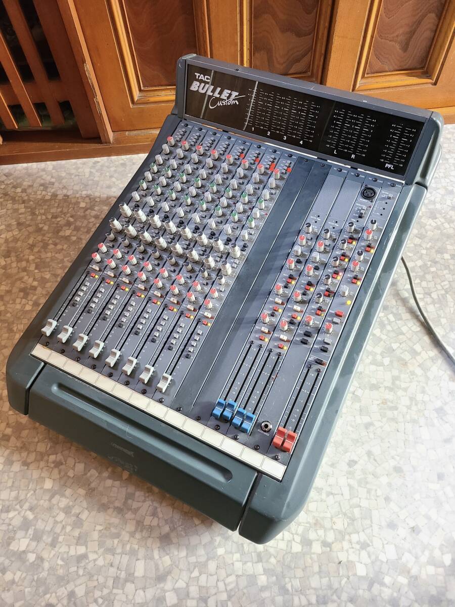 AMEK TAC BULLET Custom 8CH 放送業務用 英国製ミキサー Neve 拍卖