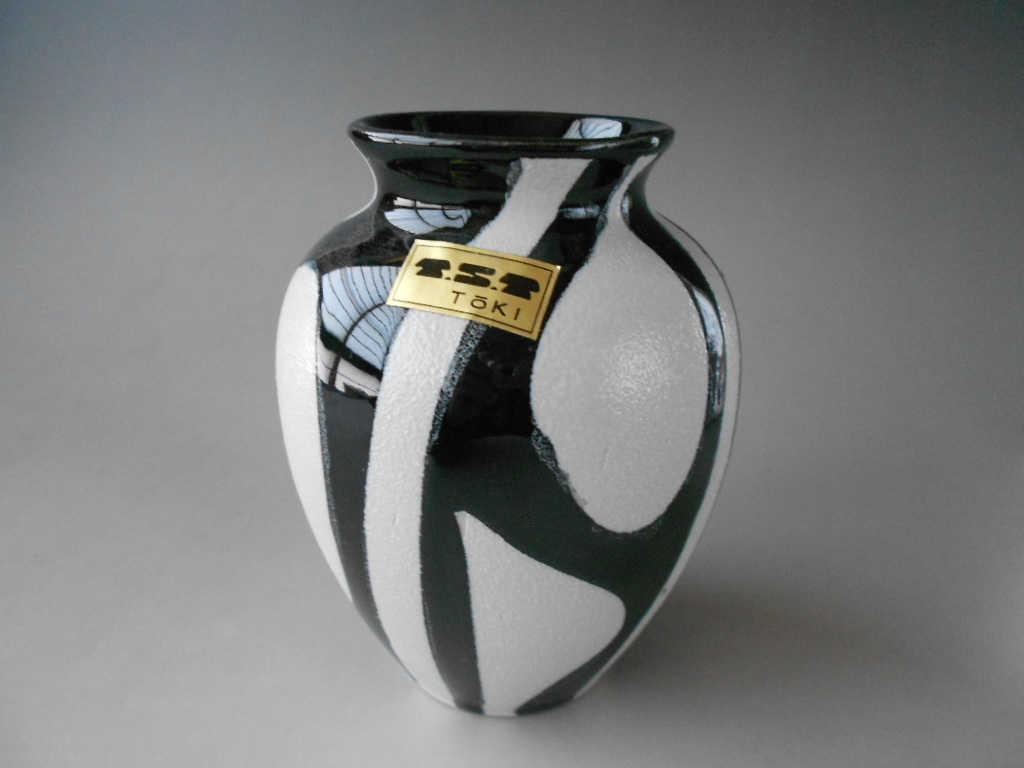 万古焼! ☆白黒花瓶☆ 未使用 一輪挿し 花器 花生け 花入れ 一輪生 華道拍卖