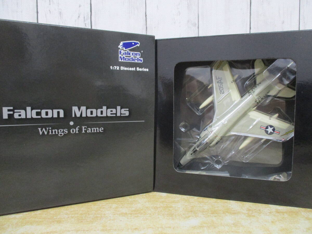 h4-2(ファルコンモデル F11F-1 タイガー FA728003)1/72 Falcon Models Tiger VF-33 Astronauts 1959 航空機 模型拍卖
