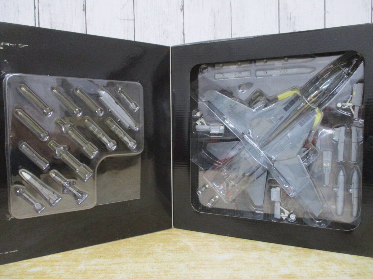 h4-3(センチュリーウイングス F-14A トムキャット No.586710)TOMCAT VF-154 BLACK KNIGHTS NF100 ブラックナイツ CENTURY WINGS 模型拍卖