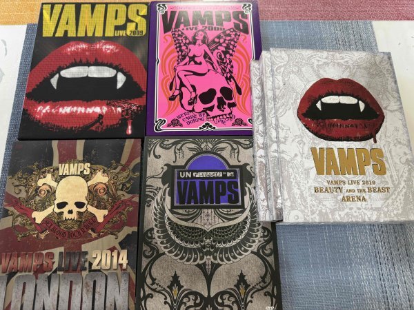 VAMPSヴァンプス バンプス LIVE DVD5枚セット LIVE 2008・2009/MTV Unplugged/LIVE 2014:LONDON /LIVE 2010 BEAUTY AND THE BEAST ARENA拍卖