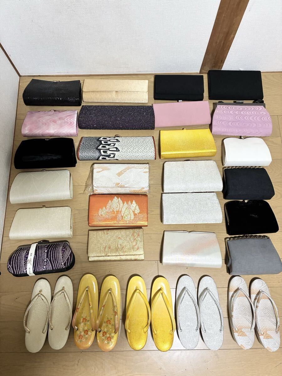 S25111709 和装小物 草履 約29点 和装バッグ ハンドバッグ 和装 小物 フォーマル ゴールド ピンク 華 クラッチバッグ 織り生地 サテン拍卖
