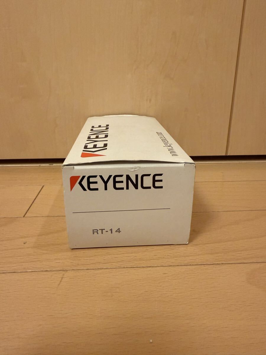 KEYENCE RT-14 LED電子タイマ 48mm□ 4桁7セグLED 1段プリセット DC電源 新品未使用 キーエンス拍卖