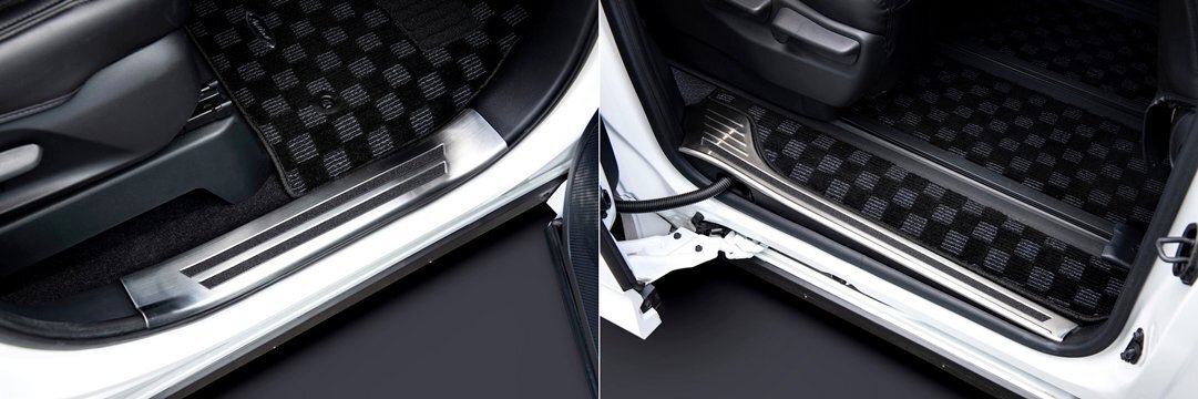 「K'SPEC」90系ノア/ヴォクシー S-Z(ZWR90W/MZRA90W)用サイドスカッフプレート(シルバー)拍卖