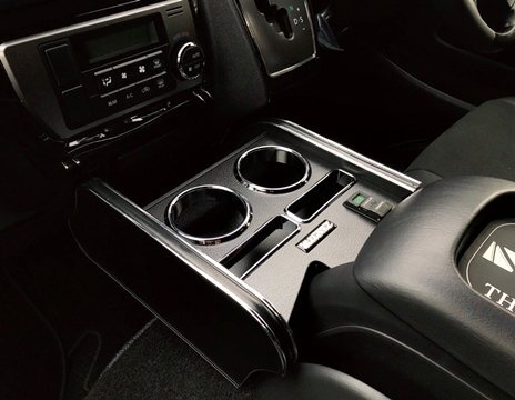 「ジェイクラブ/LEGANCE」200系ハイエース(TRH/KDH200系)前席用インテリア カップホルダー ModelⅢ(6色選択)拍卖