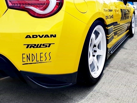 「ジュン/JUN AUTO」トヨタ 86(ZN6)前期用リアサイドディフューザー(綾織りカーボン/クリア塗装済み)x左右拍卖