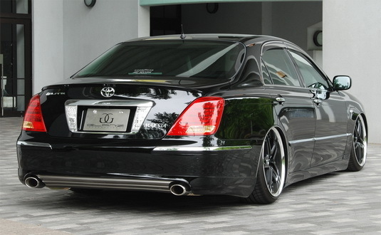 「バタフライシステム/KRONE」18系マジェスタ(UZS186/187)前期用リアハーフスポイラー拍卖