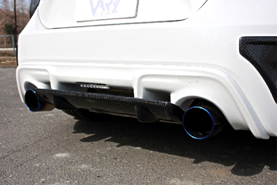 「ガレージベリー/VARY」トヨタ 86(ZN6)用リアディフューザー&センターフラップ(FRP+カーボン)拍卖