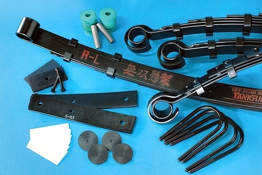 「タニグチ/TANIGUCHI」ジムニー(SJ30/JA11/JA71)用コンペティションリーフ(無双懸架) +50~60mmアップ拍卖