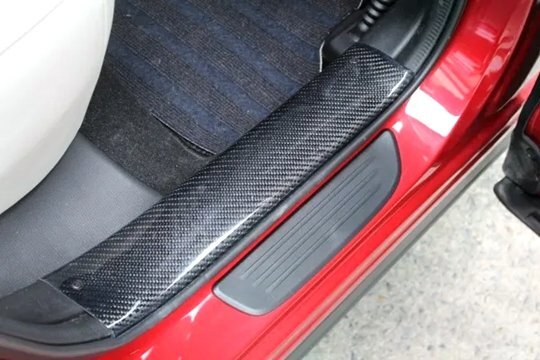 「ガレージベリー/Vary」KF系CX-5(KF#P)前期用スカッフプレートxリア左右(綾織りカーボン)拍卖