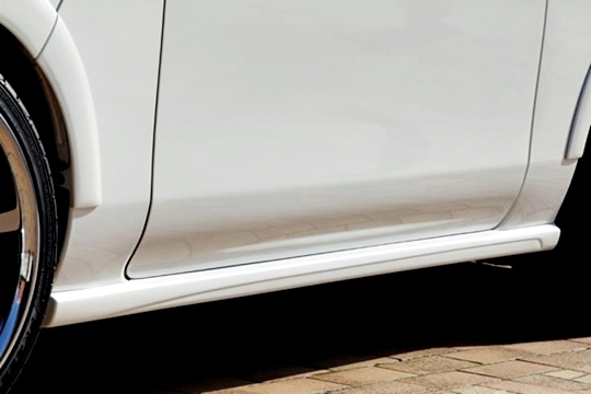 「ガレージベリー/Vary」NV350 キャラバン ナロー(E26)両側スライドドア用サイドプロテクターx左右拍卖