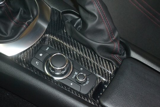 「RSW」ND系ロードスター(ND5RC)用コマンダーコントロールパネル(綾織りブラックカーボン/クリア塗装仕上げ)拍卖