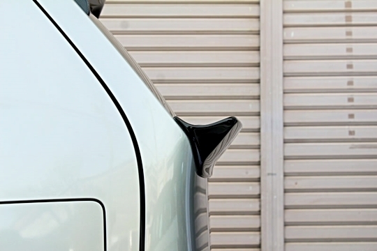 「ガレージベリー/VARY」アルト(HA36S/V)用テールゲートスポイラー拍卖