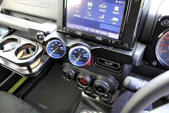 「タニグチ/TANIGUCHI」ジムニー(JB64/JB74)用デュアルメーターフード拍卖