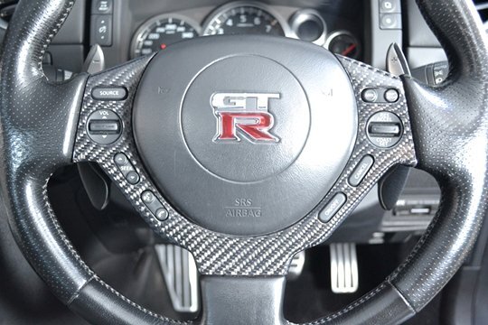 「RSW」GT-R(R35)MY07~MY15用ステアリングパネル(綾織りブラックカーボン/クリア塗装仕上げ)拍卖