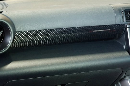 「RSW」BRZ(ZD8)用ダッシュパネル(綾織りブラックカーボン/クリア塗装仕上げ)拍卖