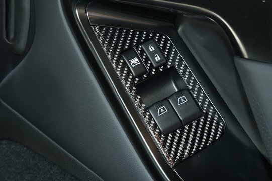 「RSW」GT-R(R35)MY17~用ウィンドゥスイッチパネルx左右(綾織りブラックカーボン/クリア塗装仕上げ)拍卖
