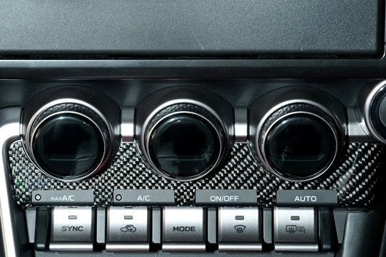 「RSW」BRZ(ZD8)用ACコントロールパネルxアッパー(綾織りブラックカーボン/クリア塗装仕上げ)拍卖