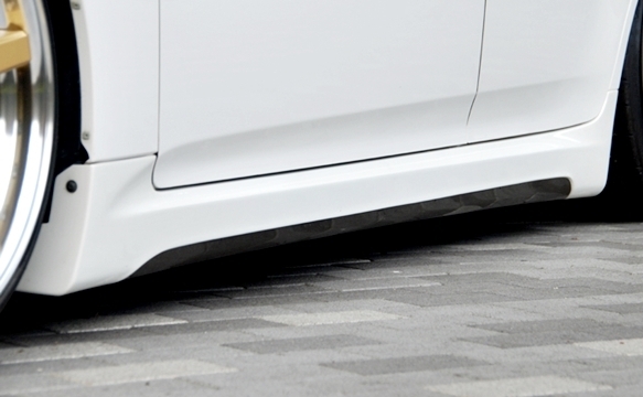 「バタフライシステム/GLANZ」200系クラウン(GRS20#)前期用サイドステップx左右拍卖