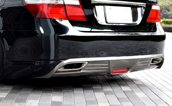 「バタフライシステム/GLANZ」レクサス LS460(USF40)前期用リアハーフスポイラー拍卖