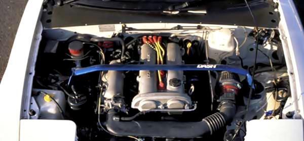 「ガレージベリー/Vary」NA系ロードスター(NA6CE/NA8C)用バッフルカバー(カーボン)拍卖