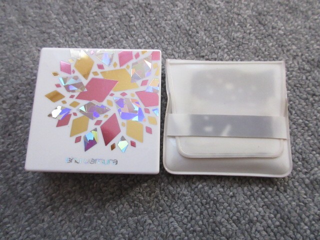 フローレスグローパウダー ラディアンス フェイスパウダー拍卖