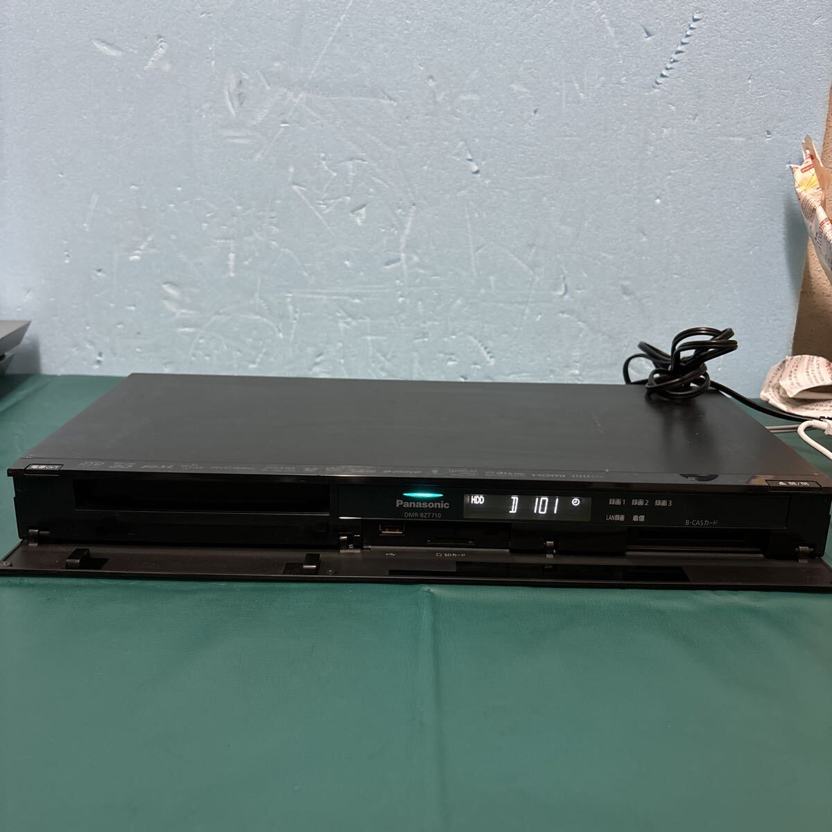 Panasonic パナソニック BDレコーダー DMR-BZT710 2011年製 Blu-ray 映像機器 通電確認済み 現状品 リモコン無し拍卖