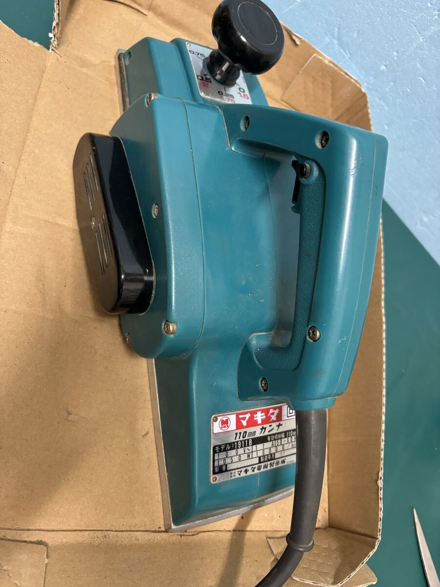 makita マキタ 110mm 電気カンナ 1911B 100V 50/60Hz 電動工具 拍卖
