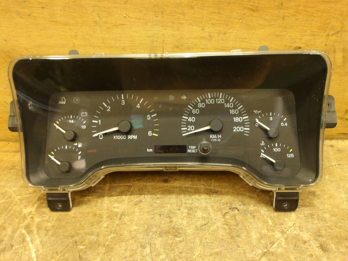 ⑧-3)8257 ジープ チェロキー 7MX スピードメーター 通電確認済 CR-0012-014-K0-C0 1998年 98y E-7MX JEEP 水温計 油圧計 フューエル タコ拍卖