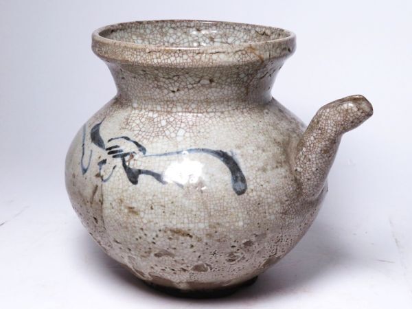 【12221】朝鮮李朝 染付 片口 壺(初品・買取品)拍卖