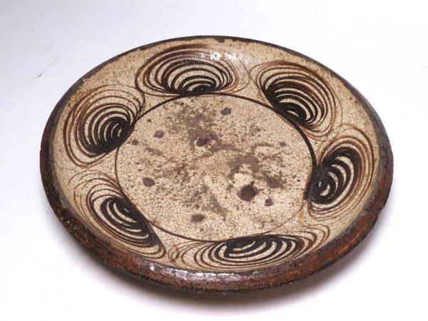 【12225】江戸期 瀬戸 馬目 鉄絵 大皿(初品・買取品)拍卖