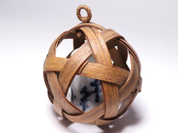 【12241】明治期 竹網 壁掛け 花入れ(初品・買取品)拍卖