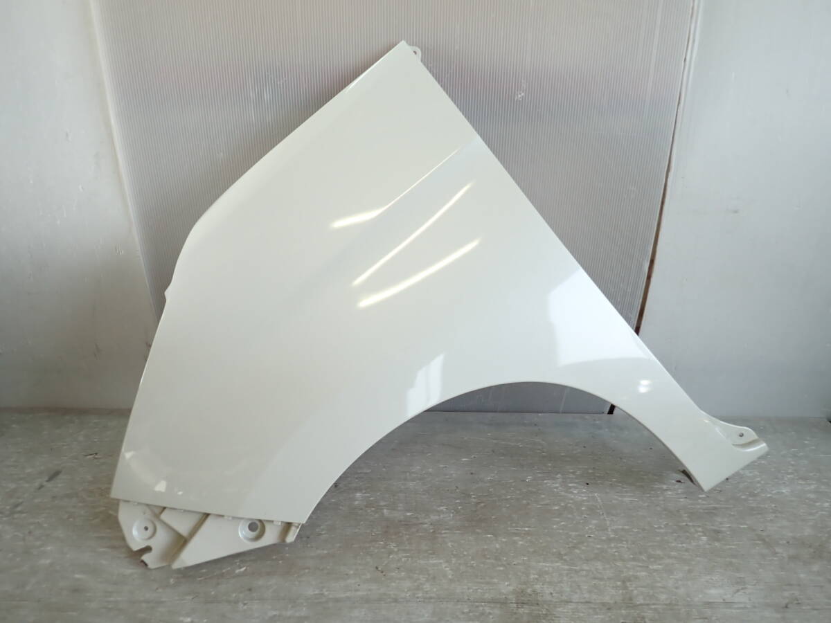 【良品】 M900A/M910A タンク カスタム G 純正 フロント 左 フェンダー パネル W24 パールホワイトⅢ 53812-B1310 【25-1444】拍卖