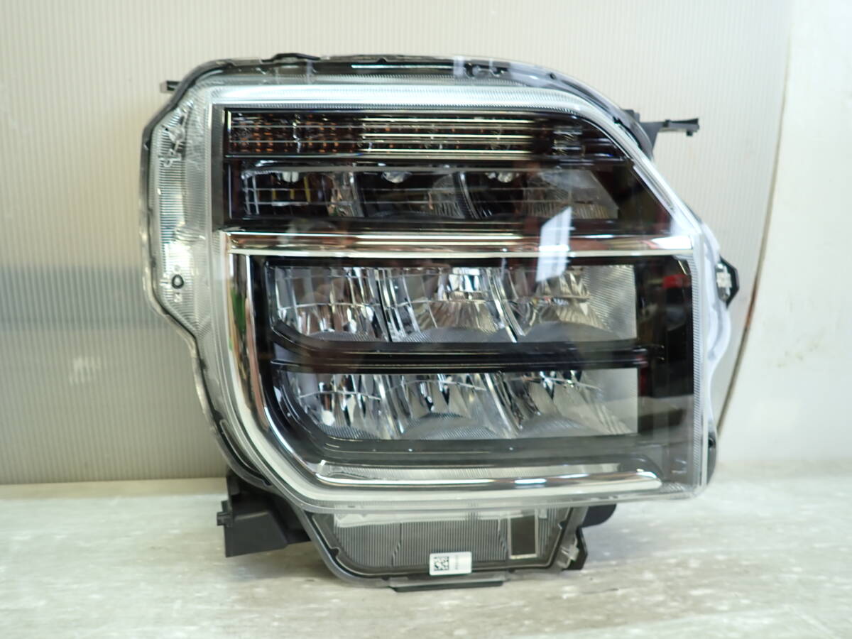 【良品】 JH3/JH4 N-WGN エヌワゴン カスタム 純正 LED 右 ヘッド ライト ランプ 100-622AK・33100-TKR-J01 【25-1478】拍卖