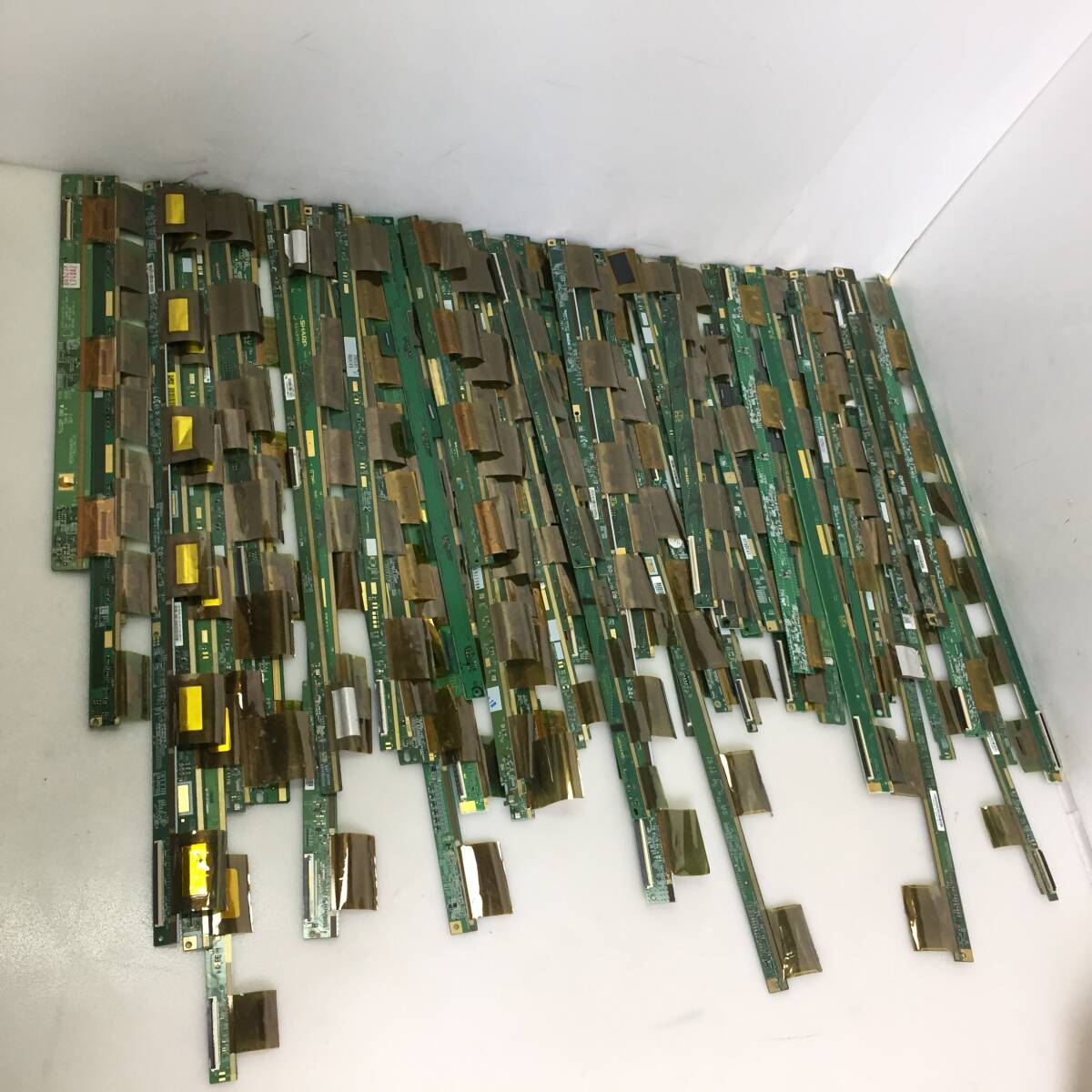 ★【都市鉱山】ゴールド/金 重量1Kg ジャンク基板 金メッキ/金抽出/研究用 希少金属/レアメタル【ジャンク品】拍卖