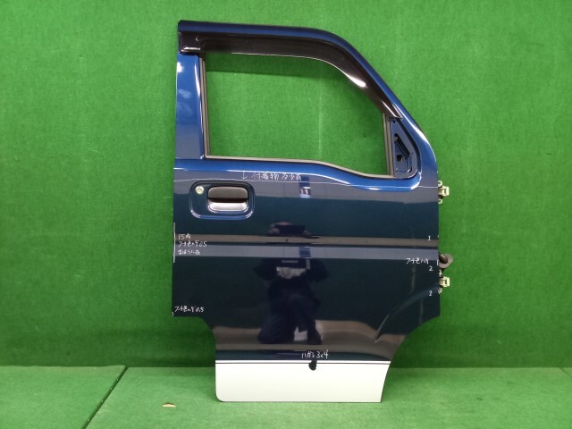 エブリィ 5BD-DA17V フロント 右 ドア 運転席 ZJP拍卖