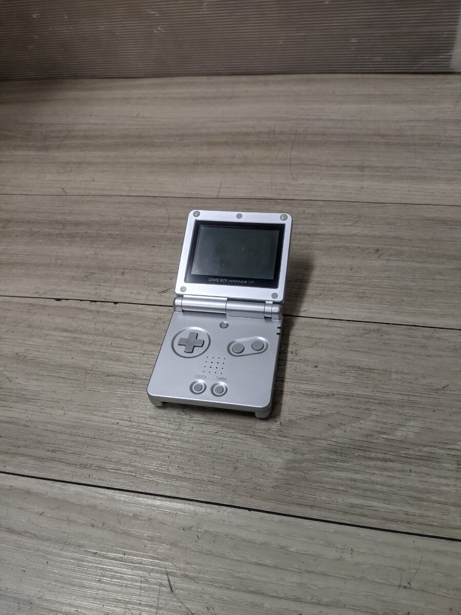 ゲームボーイアドバンスSP本体AGS-001ゲームボーイアドバンス GBA拍卖