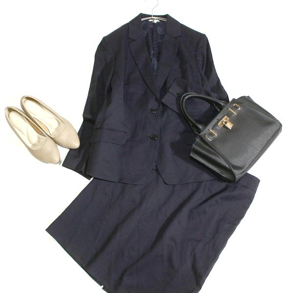 美品 nline by nozomi 大きいサイズ 15号と17号 綺麗め スーツ 上下セット 2XLと3XL 佐々木希 洋服の青山 25B11拍卖
