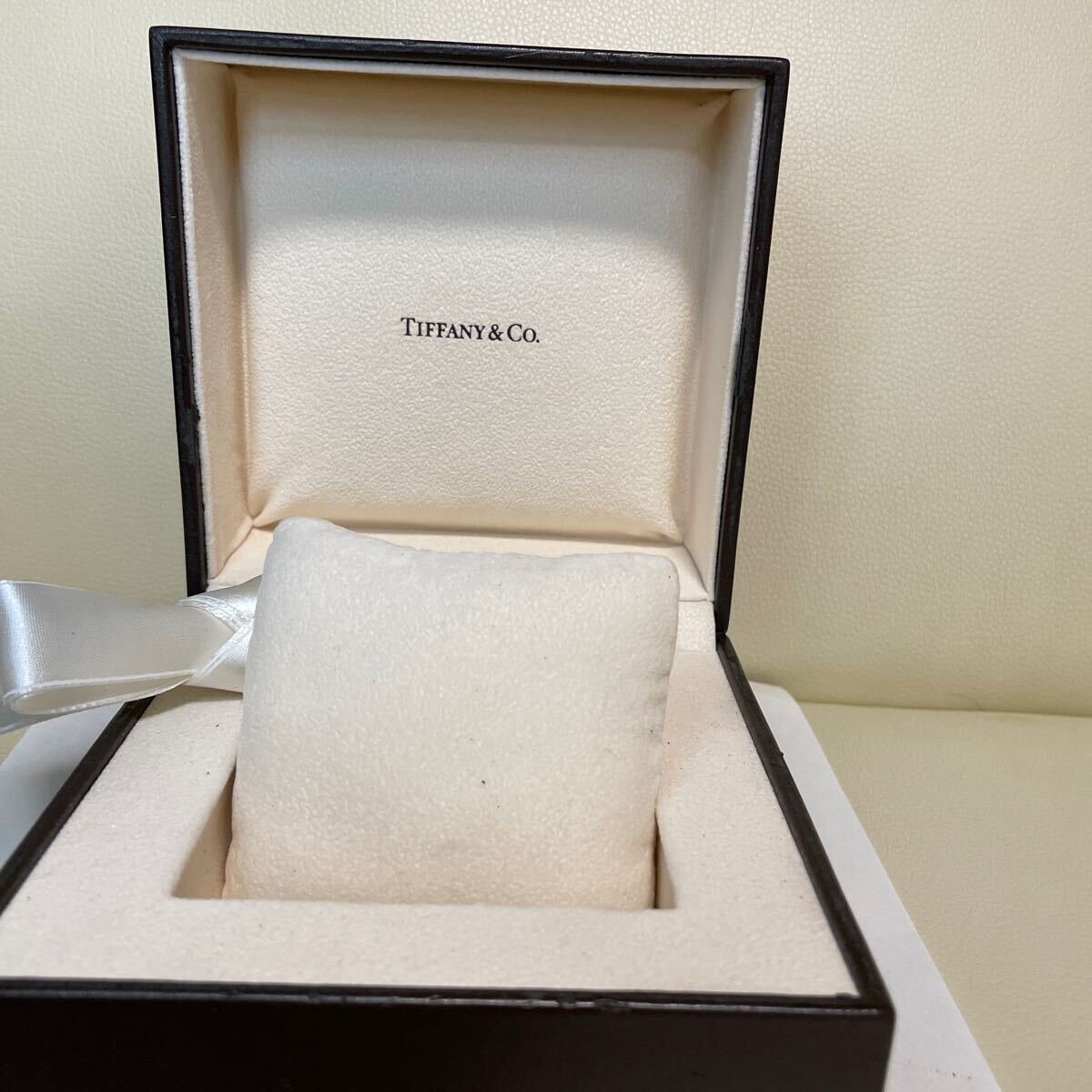 ティファニー 空箱 ボックス ウォッチケース 時計用 BOX 空き箱 時計ケース TIFFANY&CO. B 【中古】拍卖