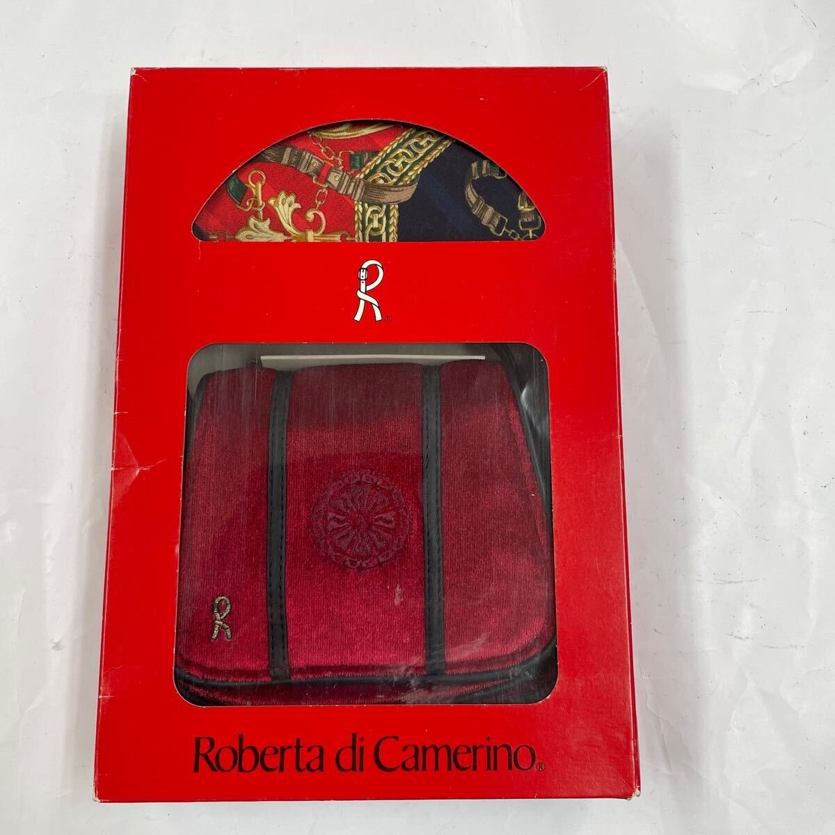 ロベルタ ディ カメリーノ ポーチ ハンカチ セット 箱入り ギフトセット Roberta di Camerino 【中古】拍卖