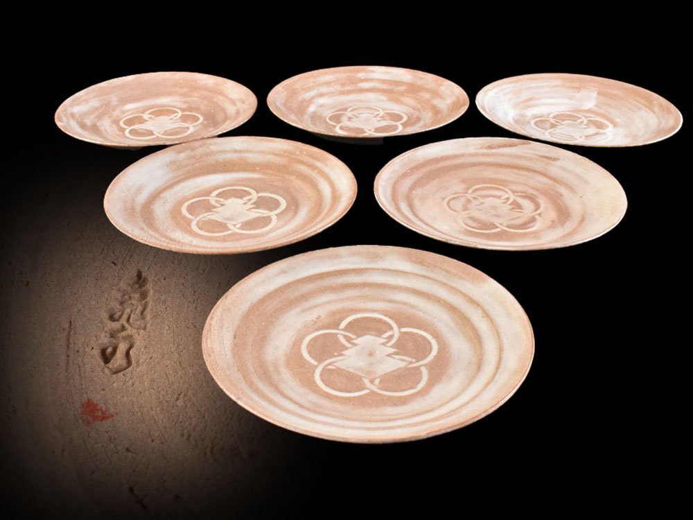 【雲】某有名資産家買取品 瀬戸 刷毛目花絵付銘々皿 6客 直径14cm 在銘 古美術品(懐石料理道具)CY2945 CTDfhujh拍卖